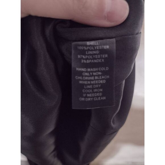 WHBM White House Black Market Size 4 Black Dress - Picture 4 of 4